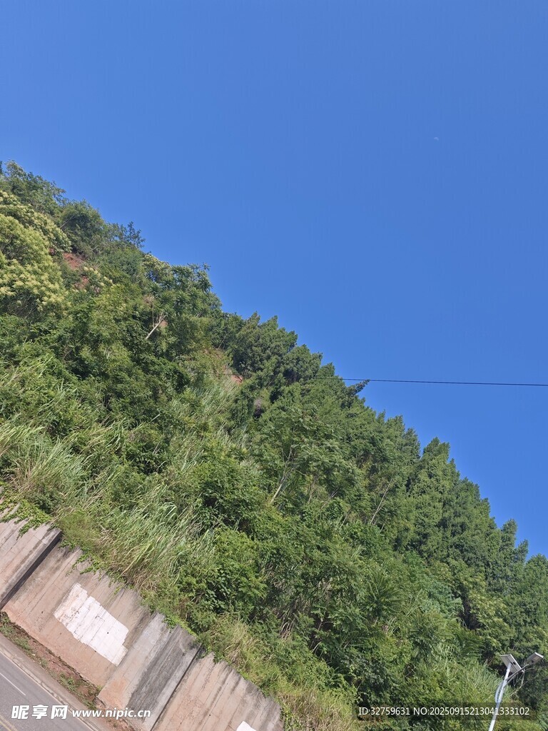 青山蓝天自然美景