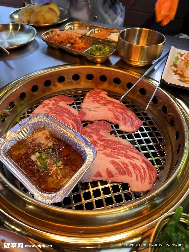 韩式烤肉美食诱人画面