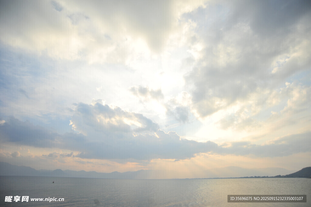 海上日出美景