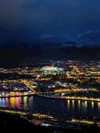 城市璀璨夜景俯瞰图