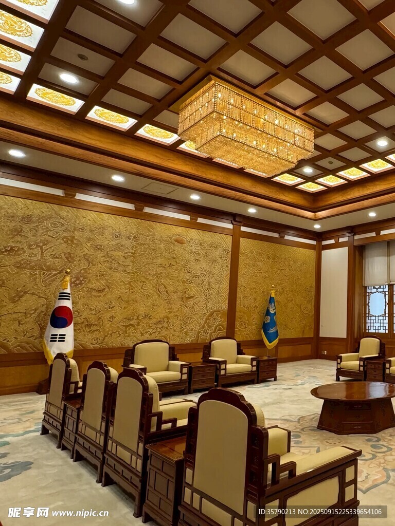 豪华会议室室内场景展示