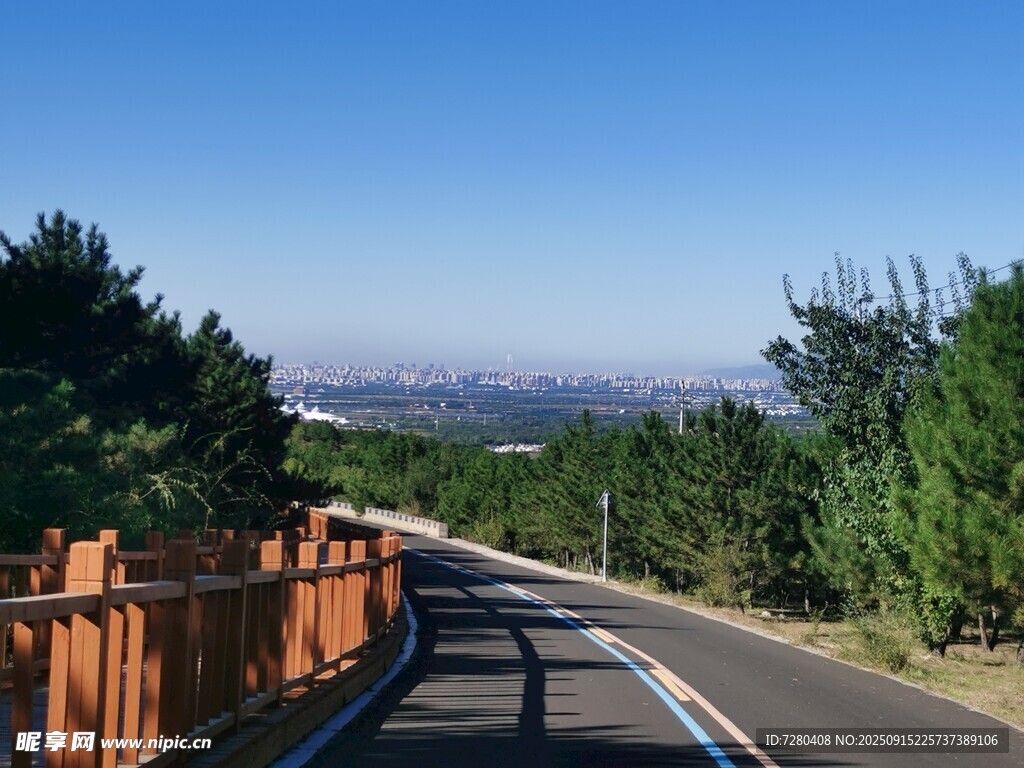 山间公路