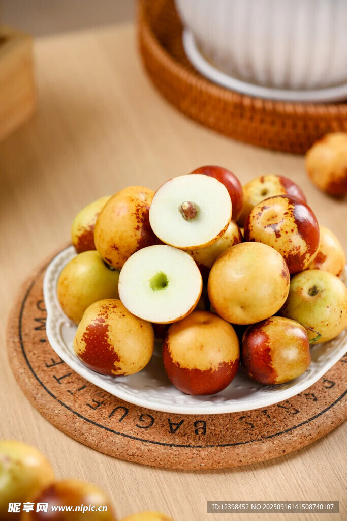 一盘美味冬枣