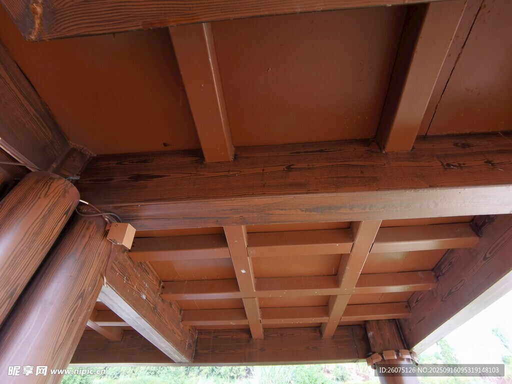 木质结构屋顶细节展示