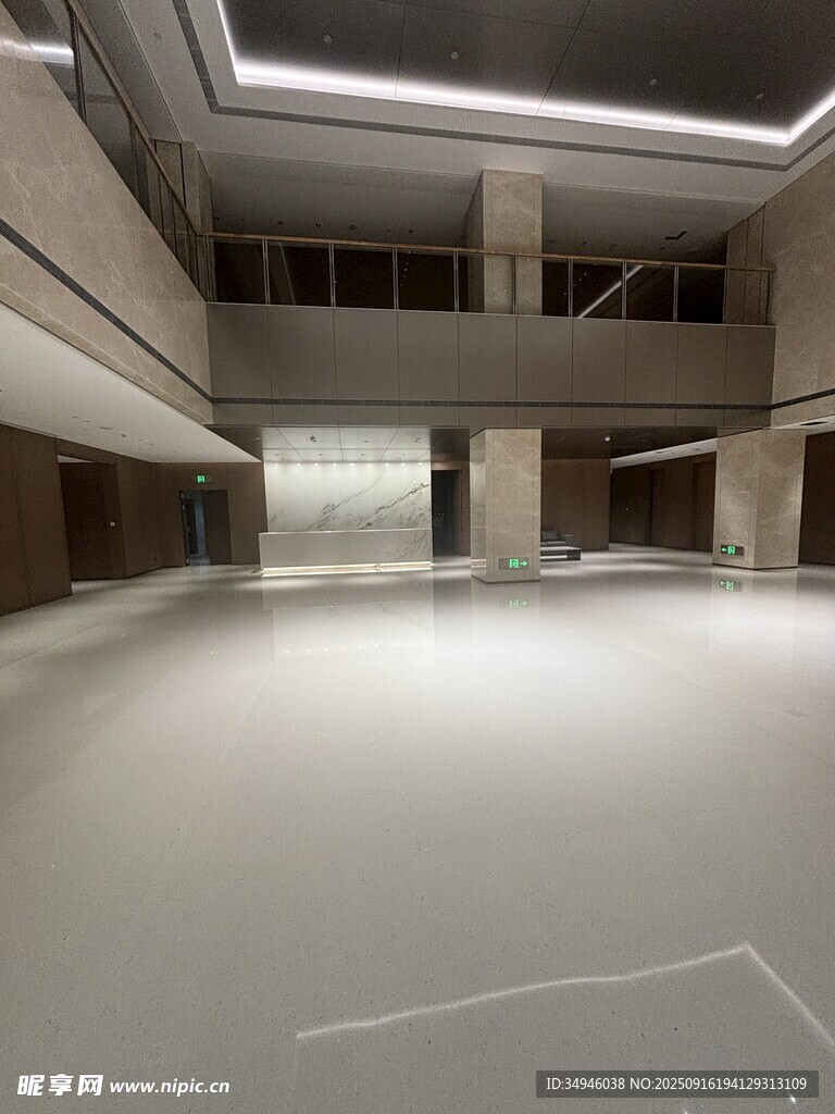 空旷现代化室内空间场景