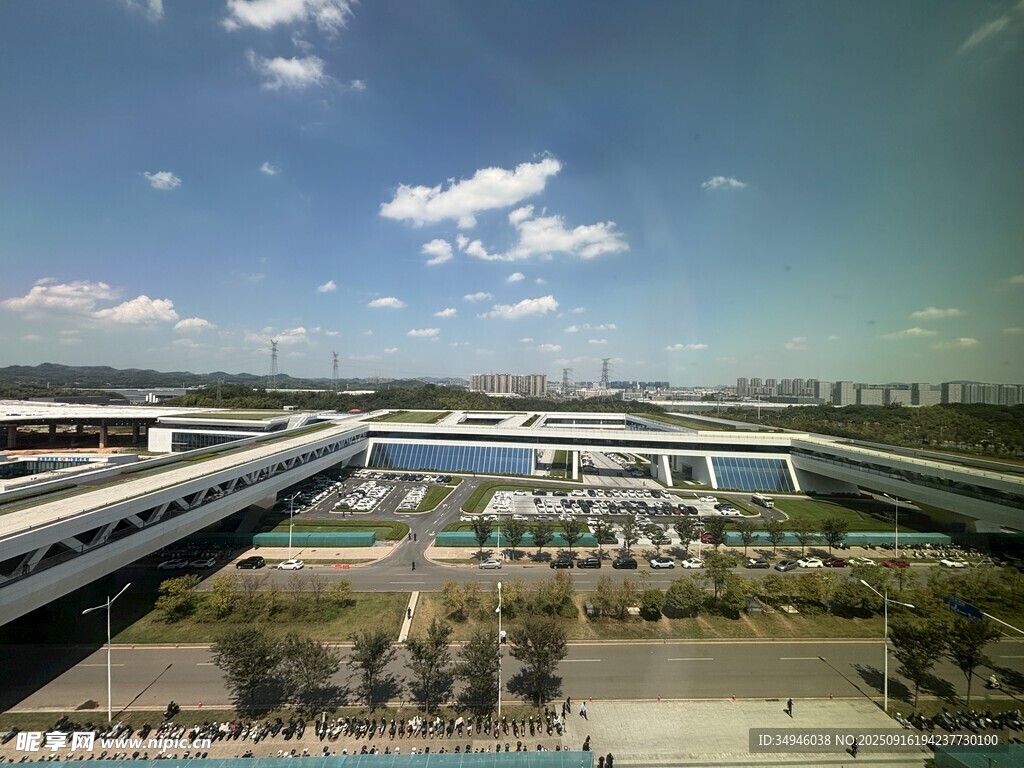 城市高架桥景观俯瞰