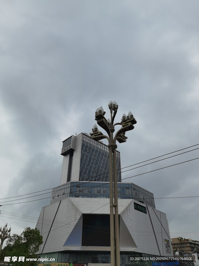 现代风格独特建筑外观