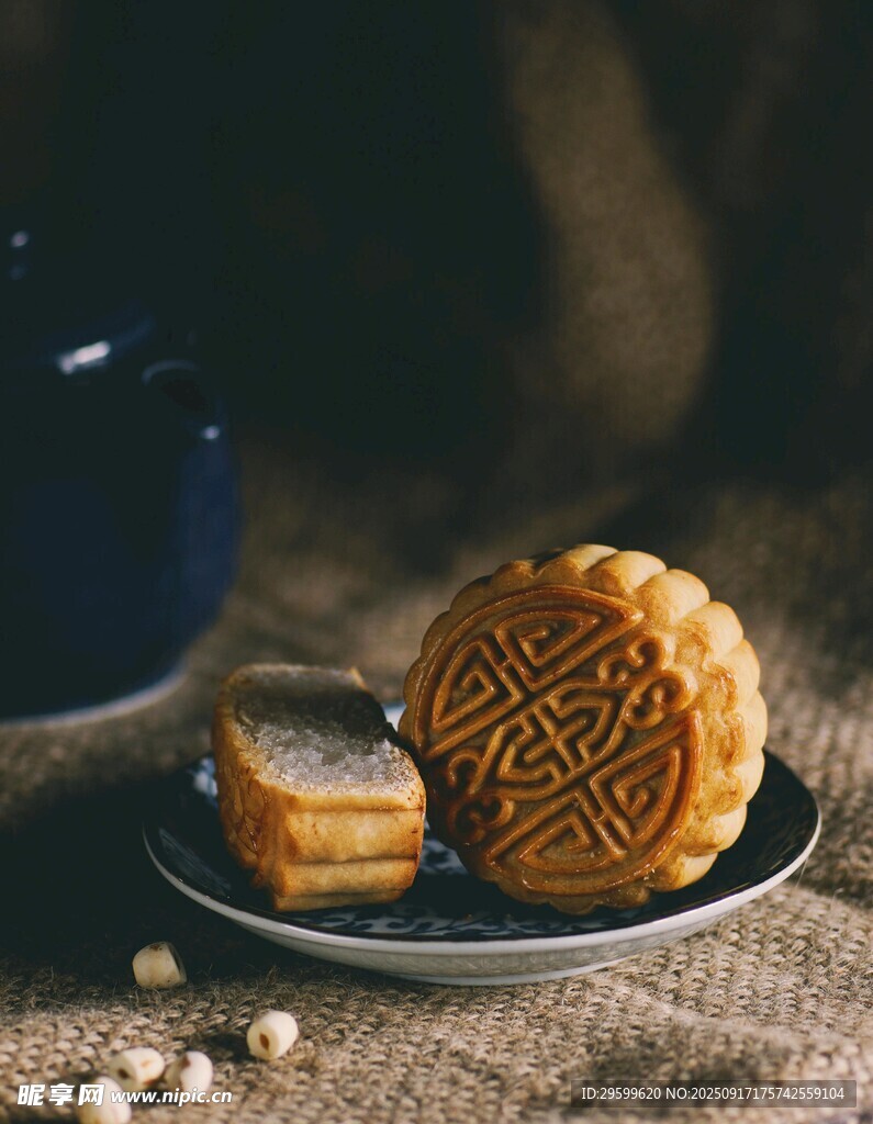 传统月饼 