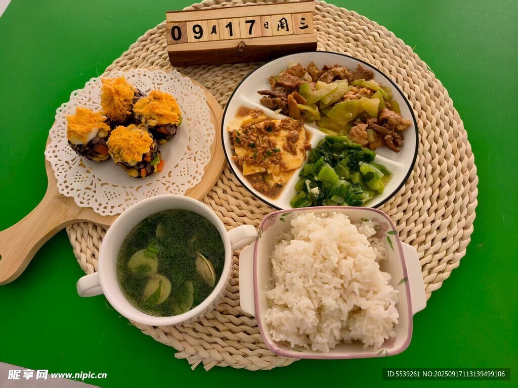 丰盛中式家常菜套餐