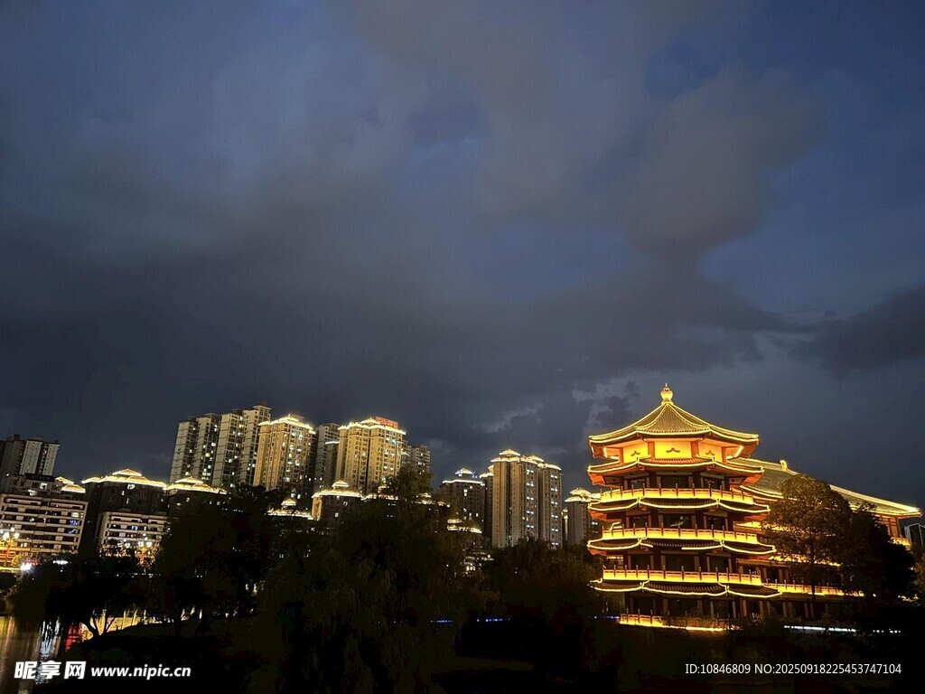 广元夜凤台宾馆典建筑与城市景观
