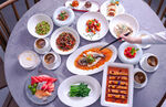 丰盛中式美食套餐