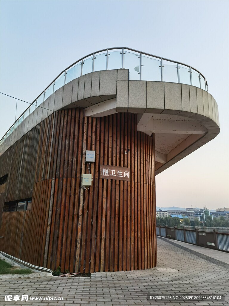 现代风格木质观景建筑