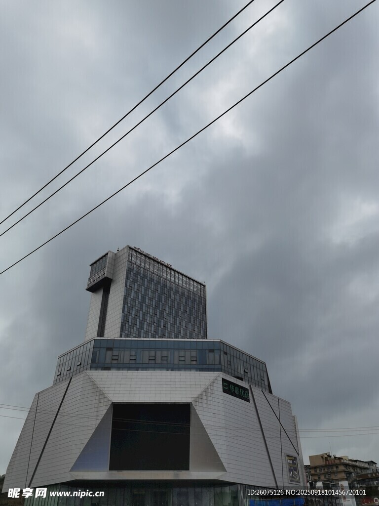 现代风格独特建筑外观