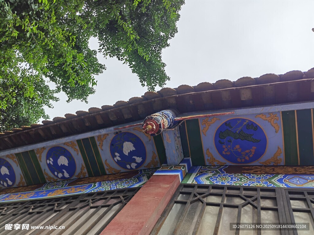 中式古建筑屋檐装饰细节