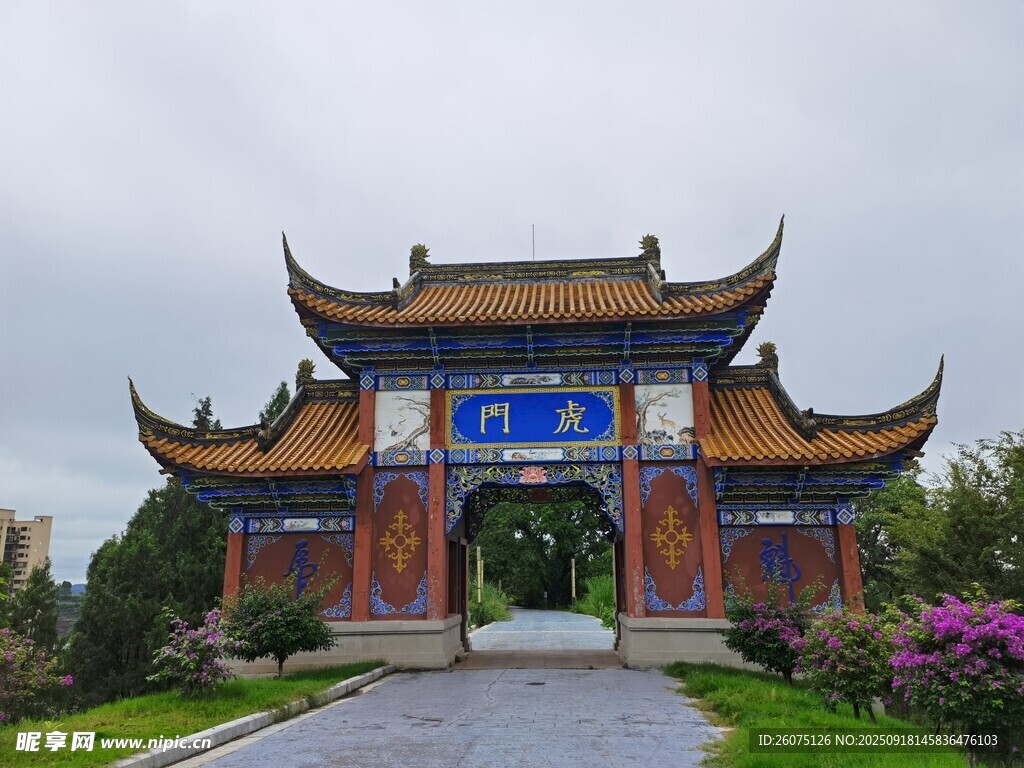 中式古典牌坊尽显古韵