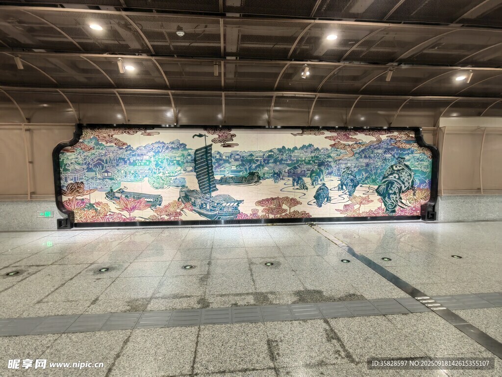 室内大幅精美壁画展示