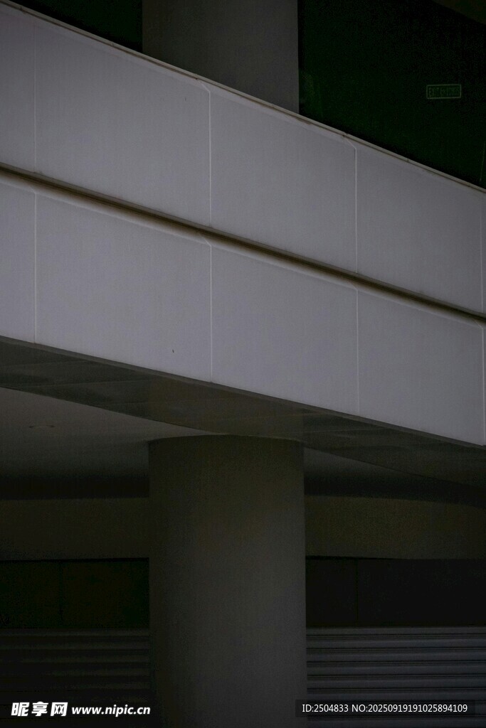 现代建筑结构局部特写