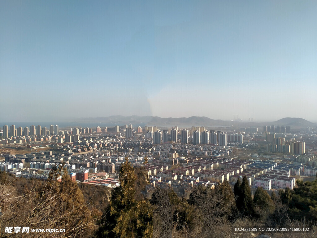 俯瞰城市全景风光