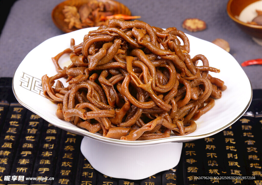 美味鸭肠