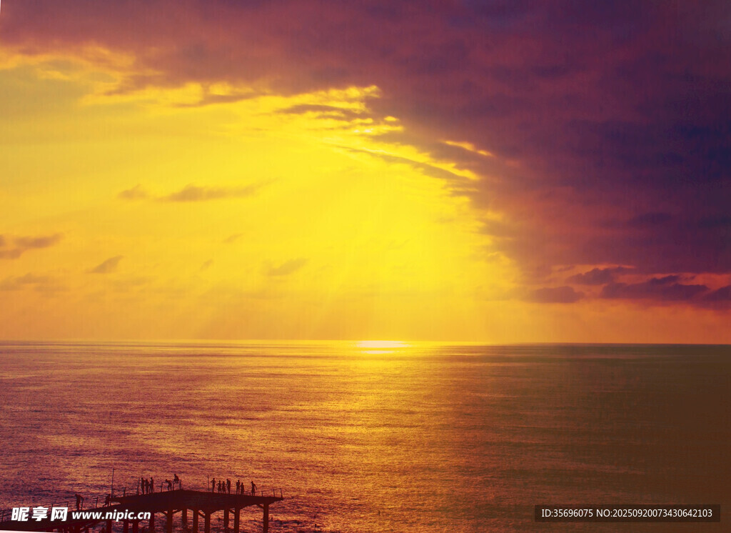 海上壮丽日落美景