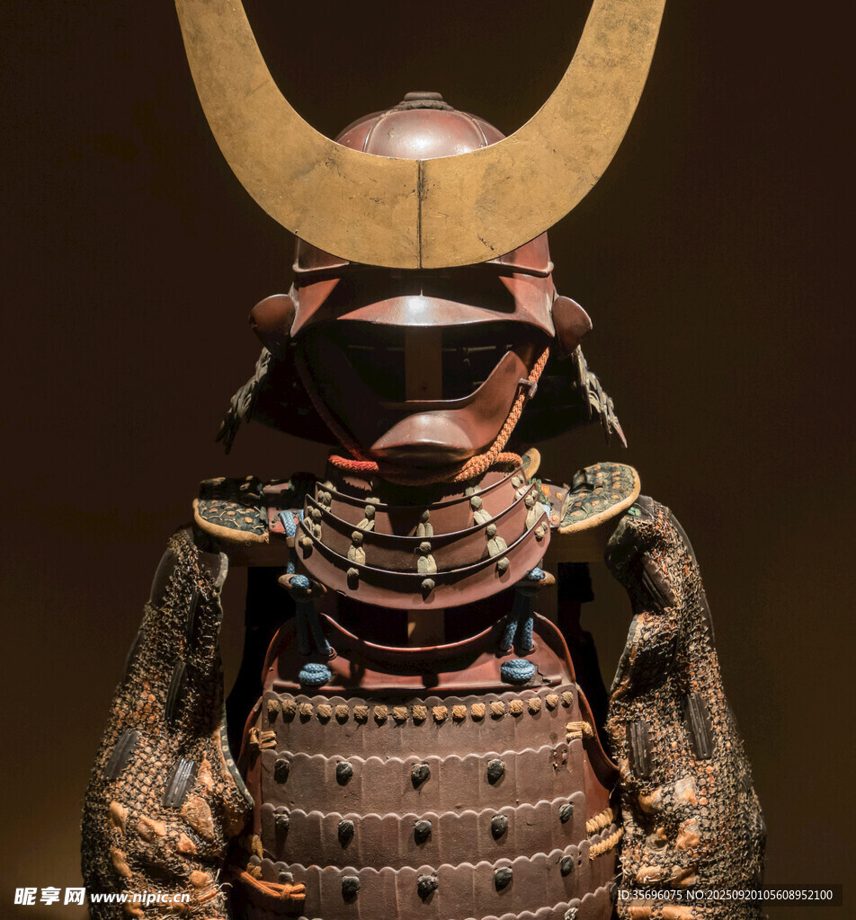 日本武士盔甲人偶展示