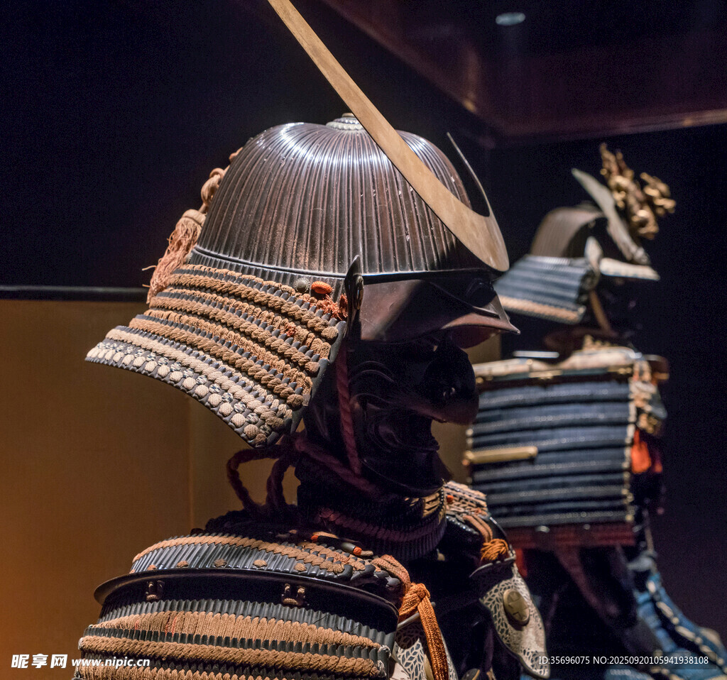 古代武士盔甲展示