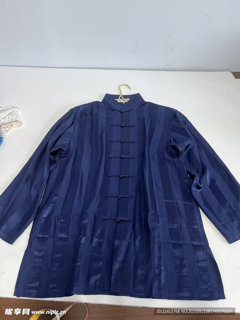 深蓝色长款