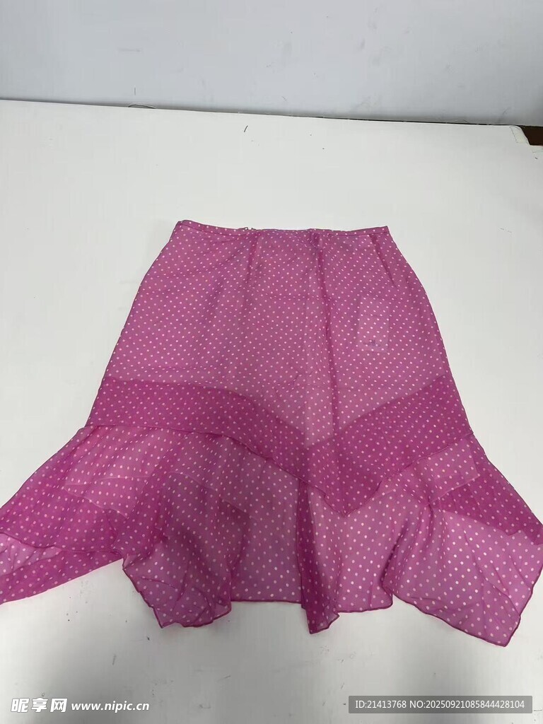 粉色蕾丝