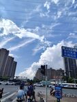 城市街道交通景象