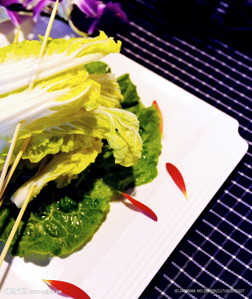 清新蔬菜串摆盘