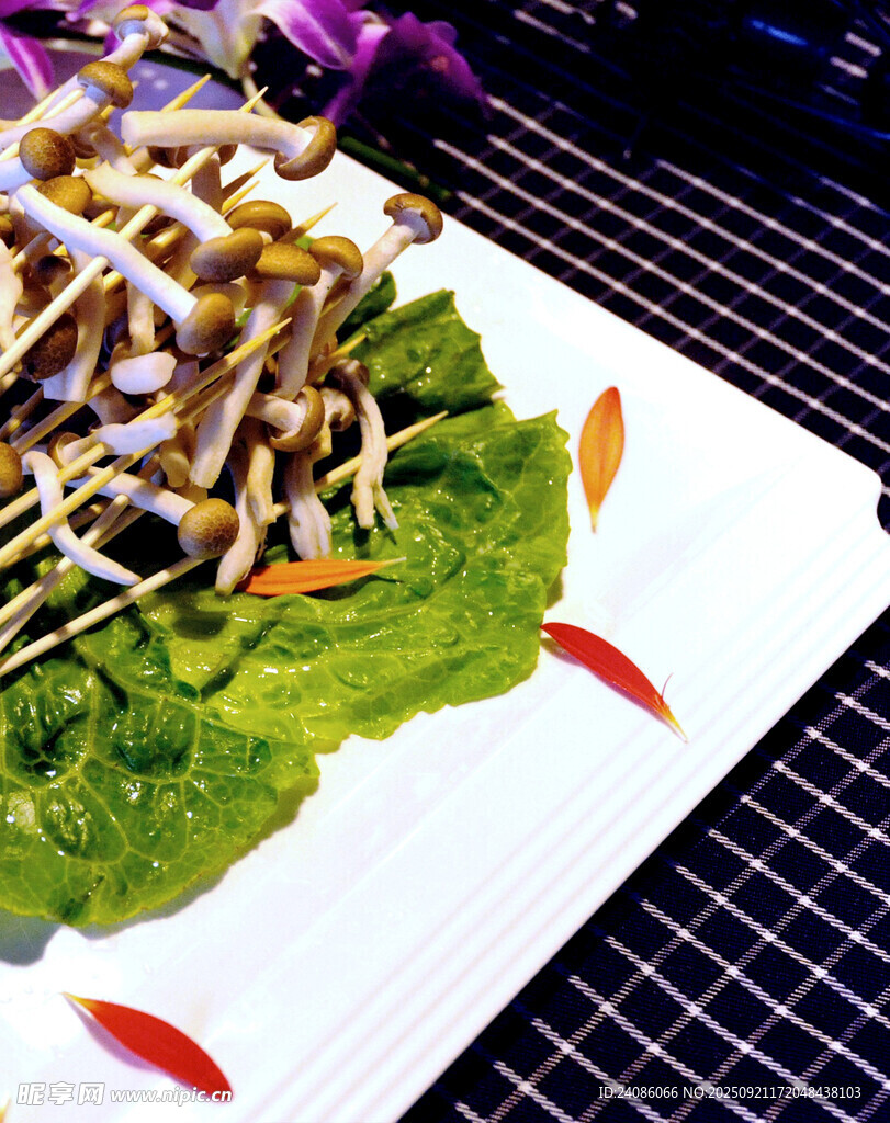 美味蔬菜串摆盘精致