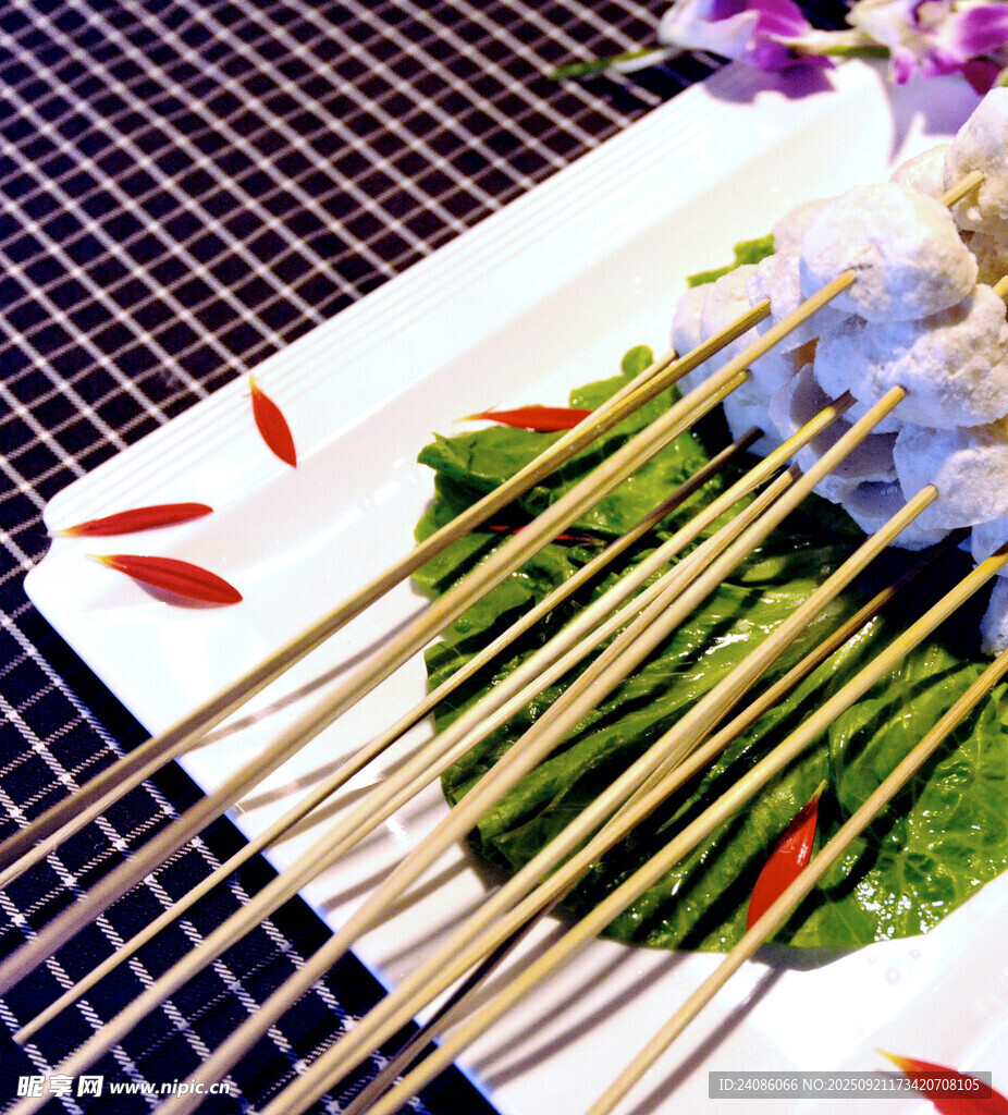 竹签串起的美味蔬菜串