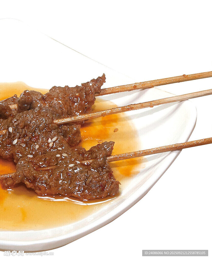 美味牛肉串色泽诱人