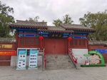 中式古建筑门前景象 伏道扁鹊庙