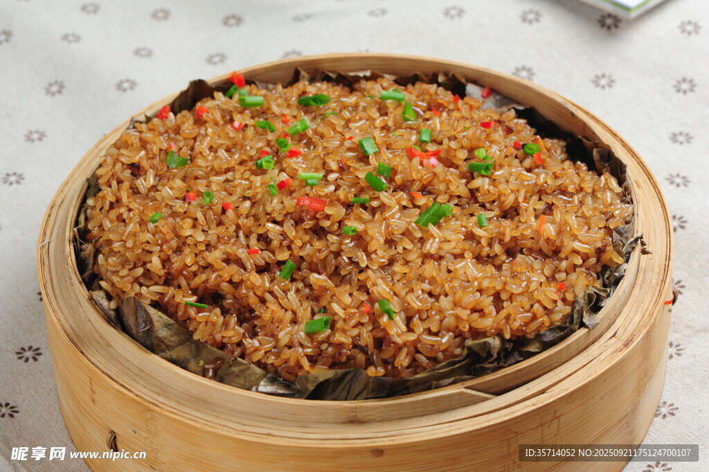 竹笼糯米排骨饭