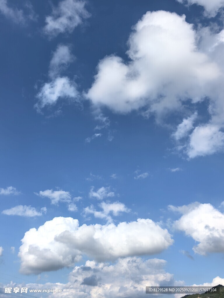蓝天白云美景