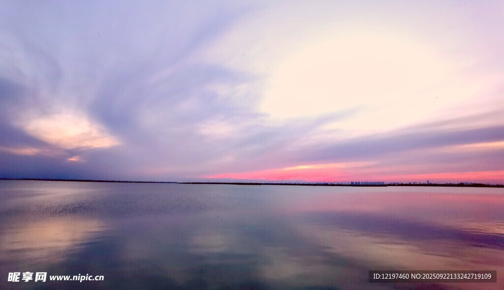 海上绚丽晚霞美景