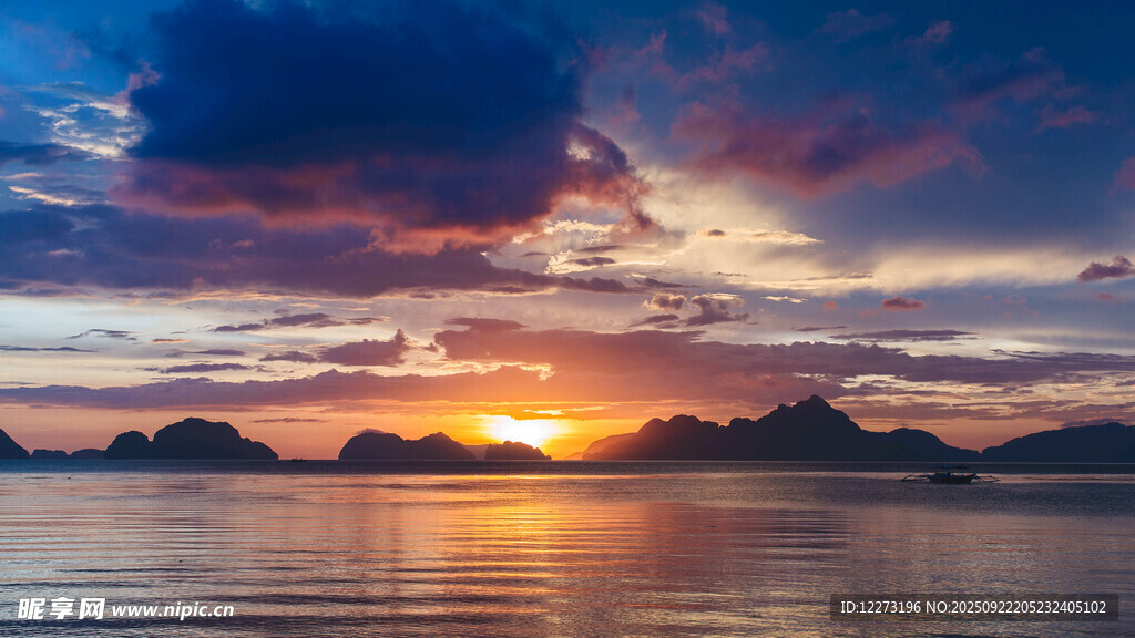 海上壮丽日出美景