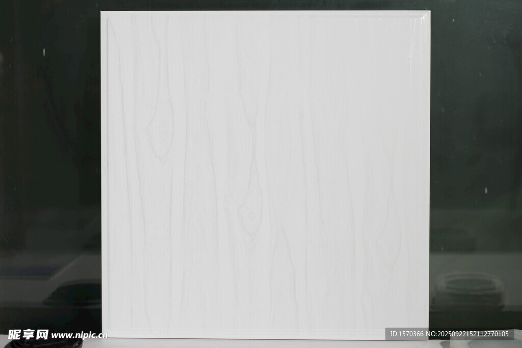空白白色画框展示板