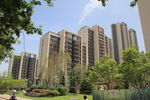 现代小区景观与高层住宅