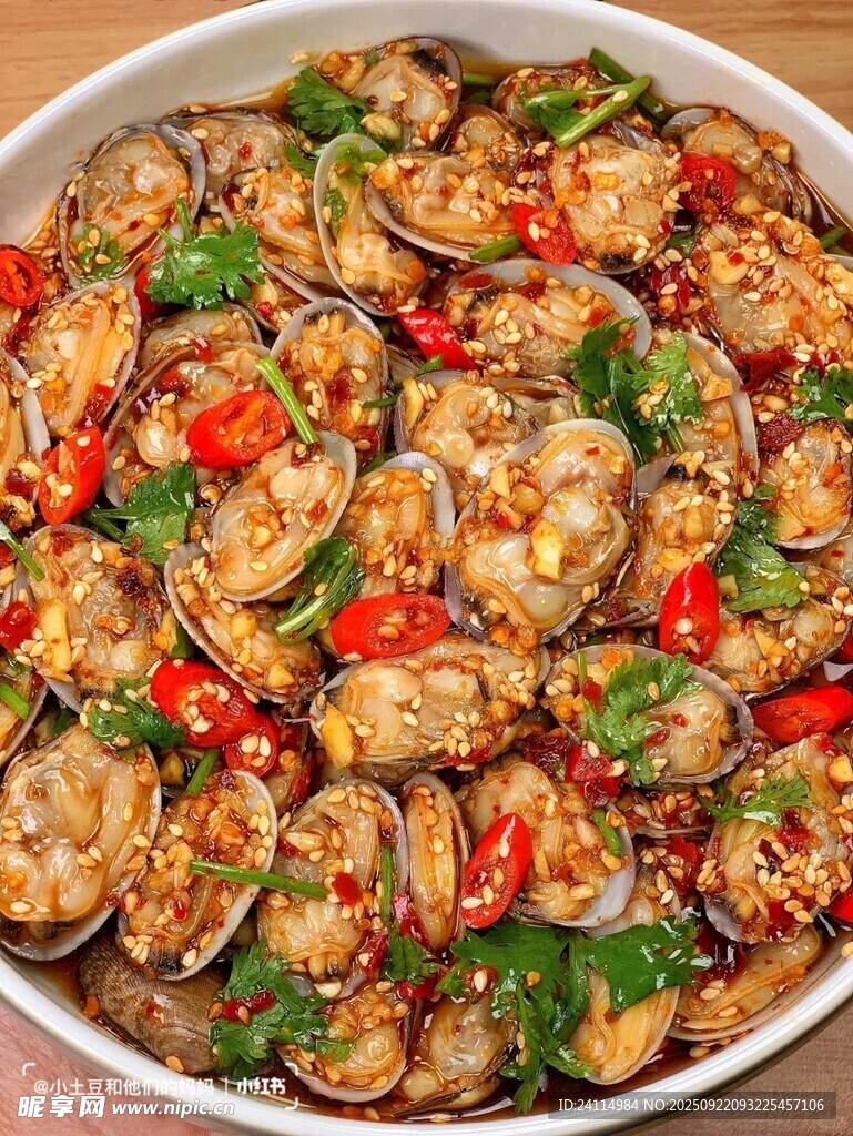 美味蒜蓉蒸茄子