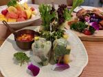 多彩清新越南春卷美食拼盘
