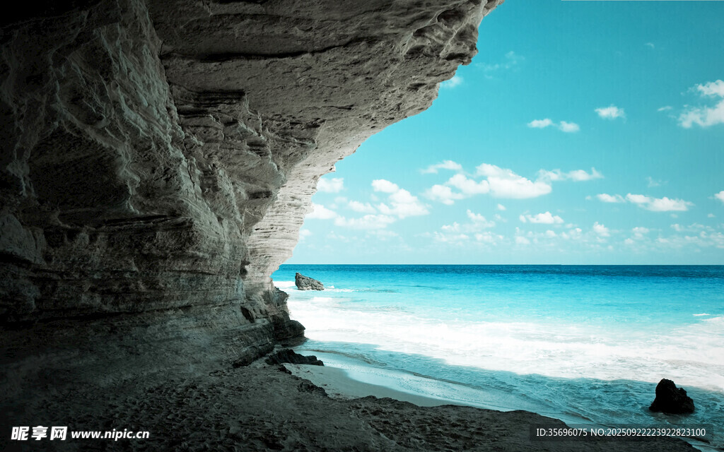 海边洞穴美景