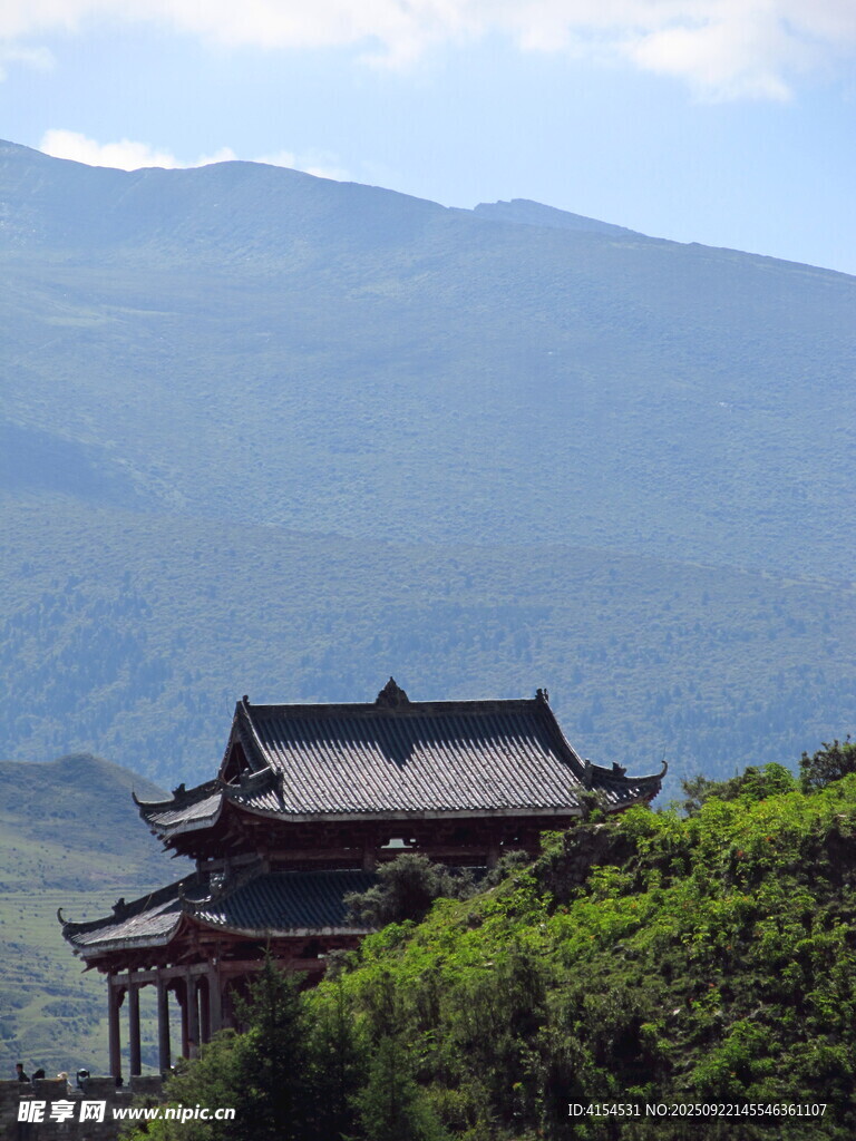 山间古建 尽显中式韵味