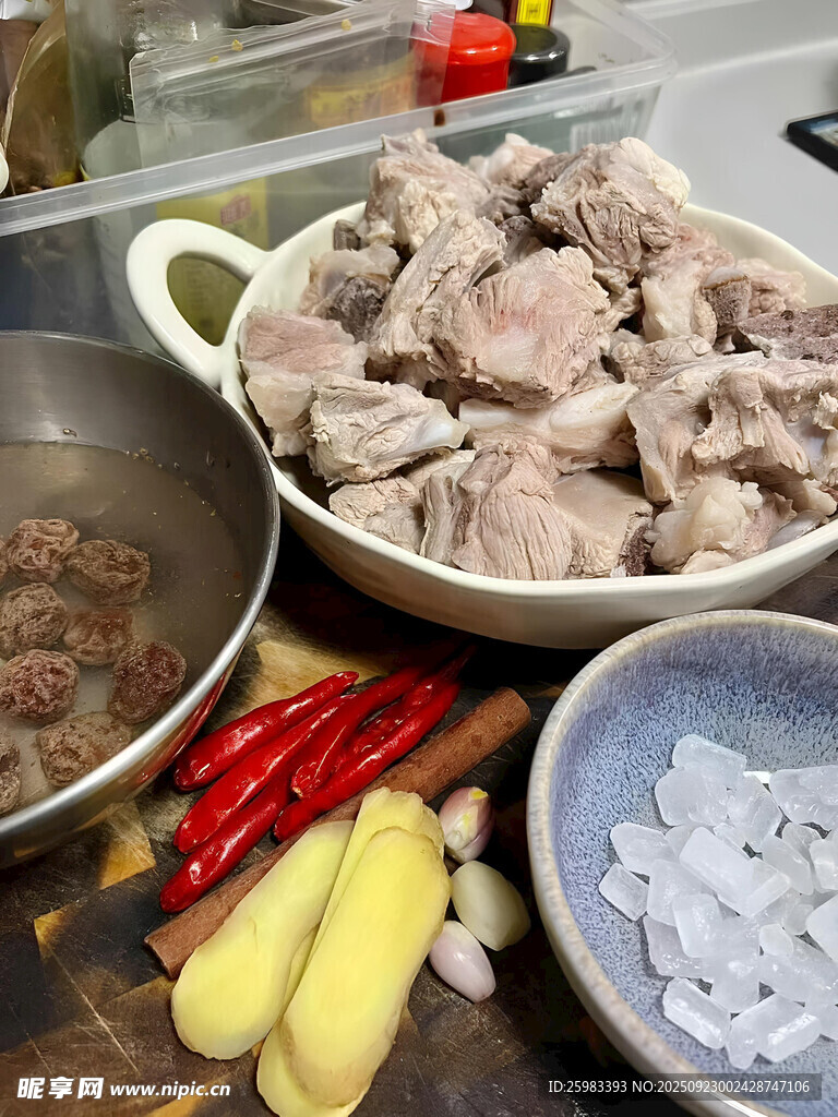 煮排骨
