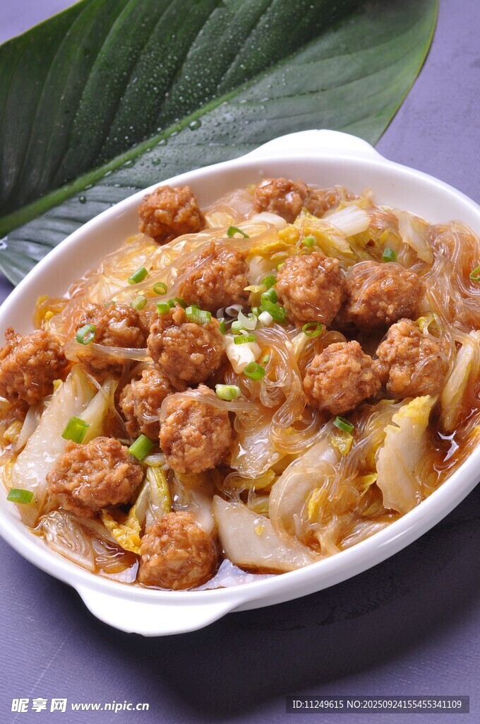 大白菜粉丝烧丸子