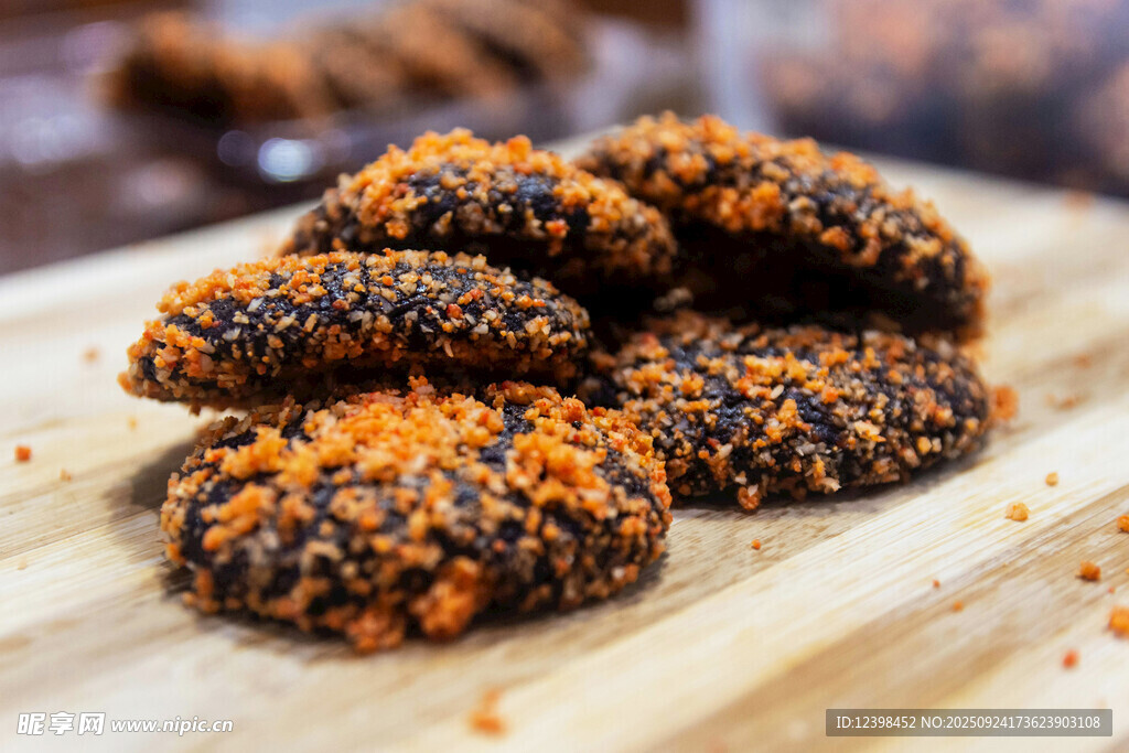 美味芝麻饼干堆叠展示