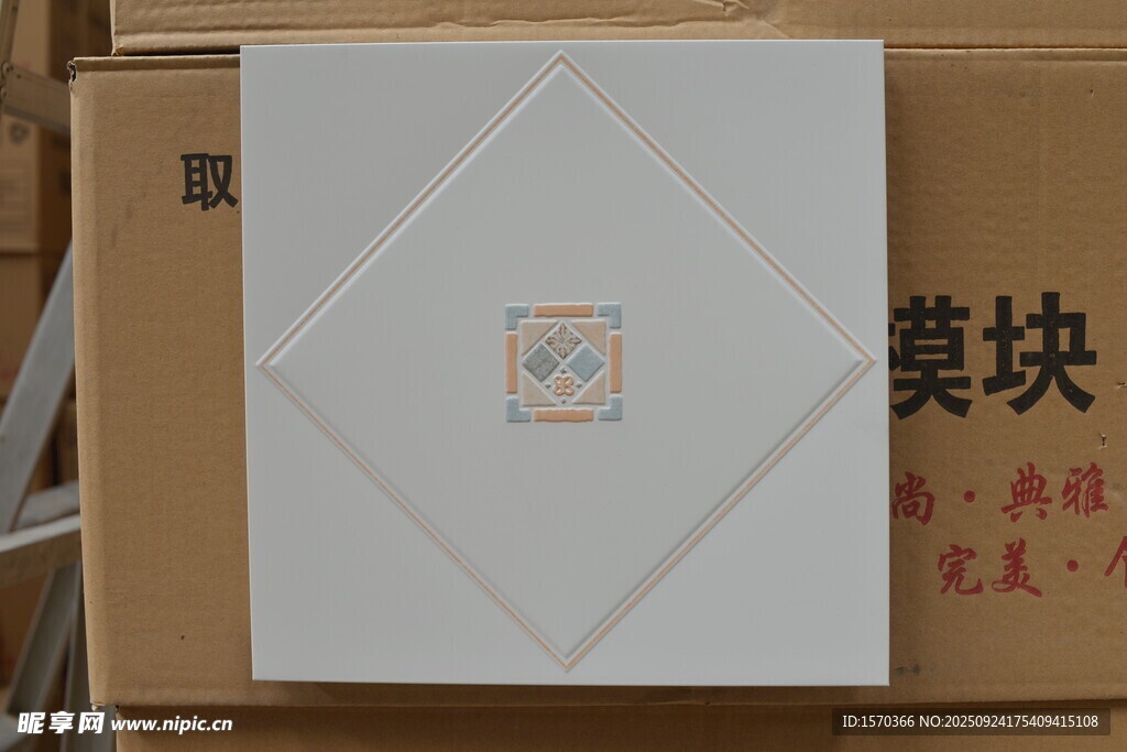 白色吊顶模块展示