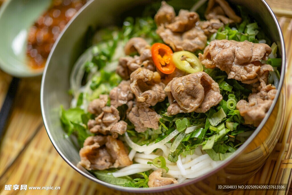 牛肉蔬菜拌粉