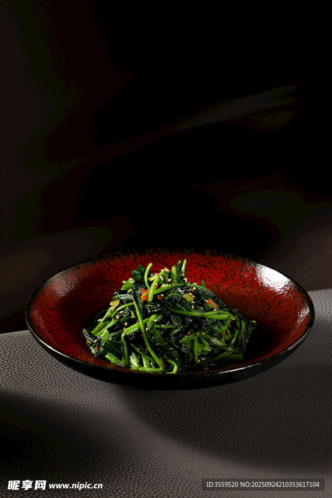 黄油菠菜
